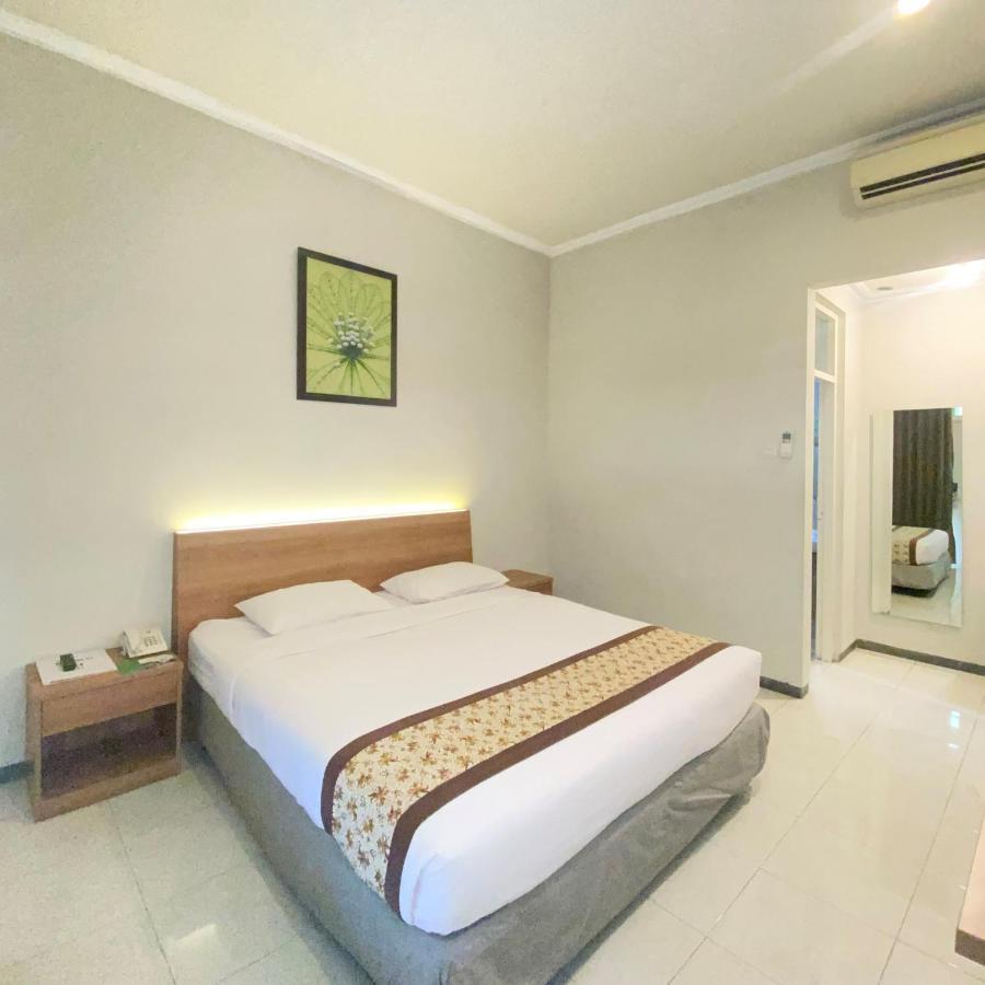 Riverstone Hotel&Cottage Batu  Esterno foto