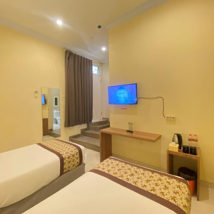 Riverstone Hotel&Cottage Batu  Esterno foto
