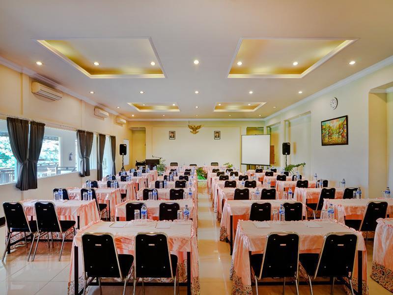 Riverstone Hotel&Cottage Batu  Esterno foto